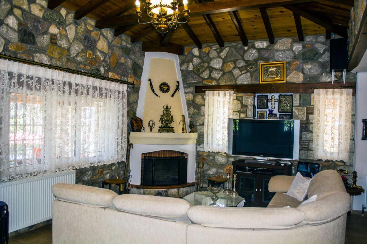 Villa Gem Moni Evaggelistrias ภายนอก รูปภาพ
